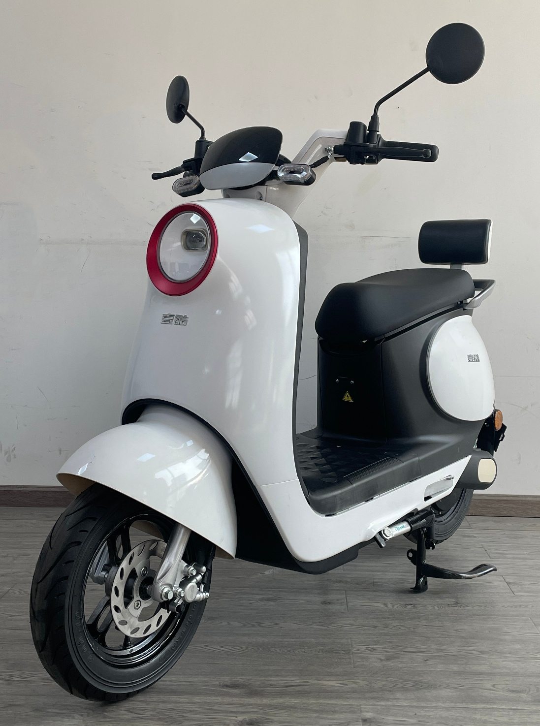 YK1200DT-16电动两轮摩托车