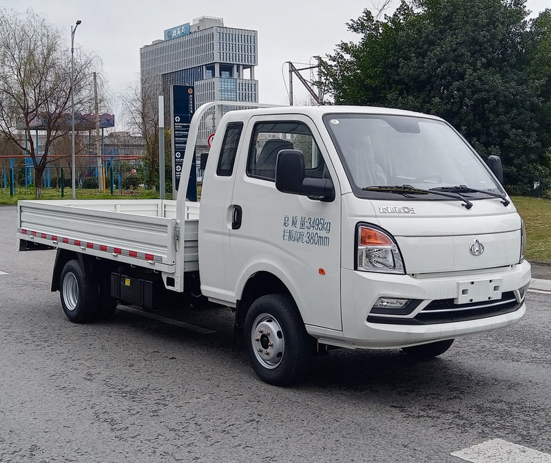 长安牌 122马力 载货汽车(SC1034UFW6B5)