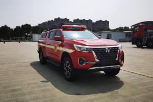 鸿马斯特牌HMT5032TXFQC10器材消防车