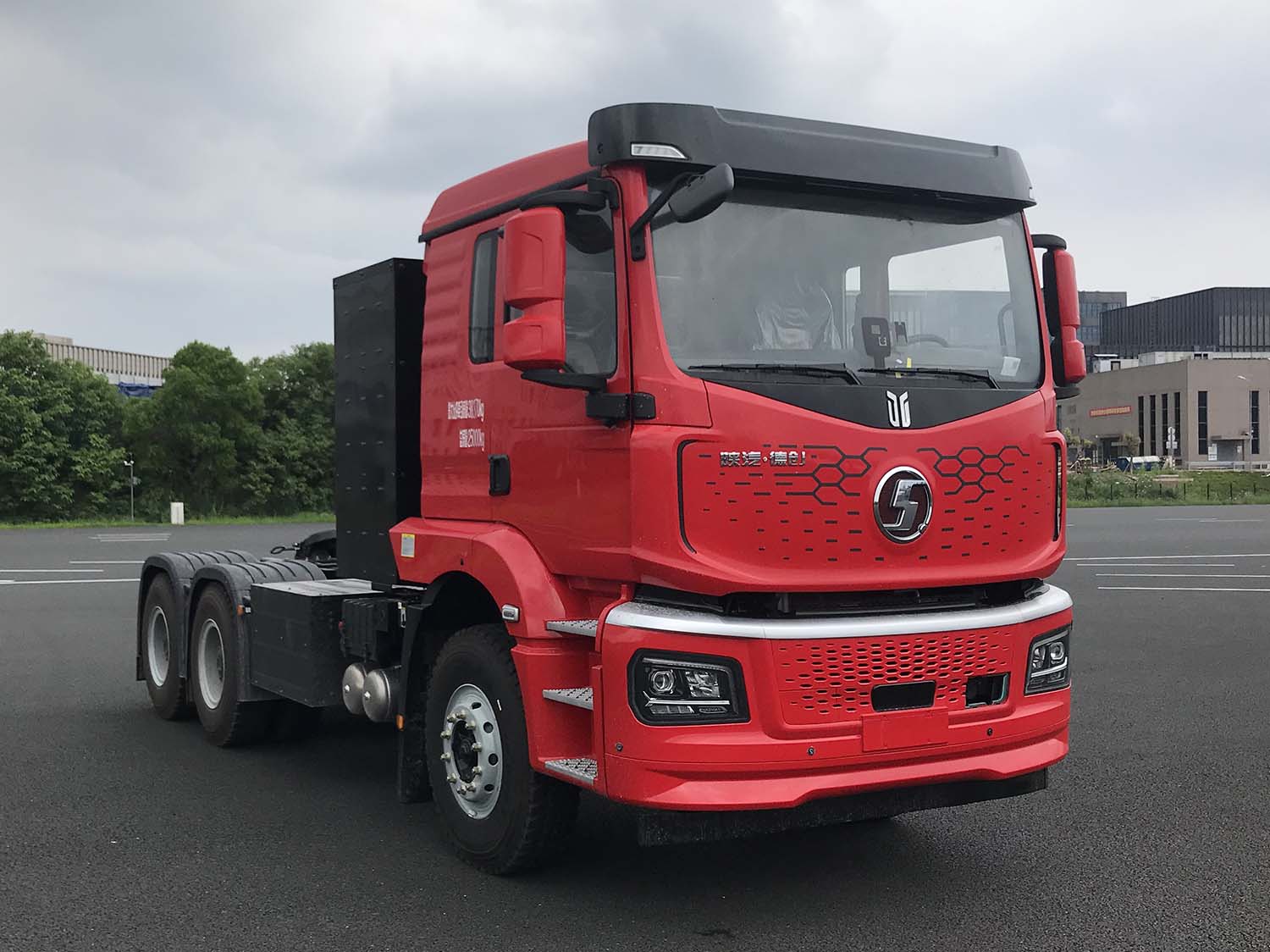 陕汽牌SX4257MF4XBEVF4纯电动牵引汽车图片