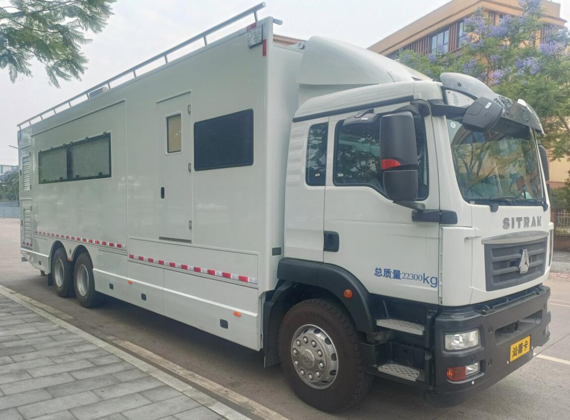 卓昂牌BRT5220XZHZZ指挥车