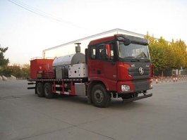 油龙牌YLL5214TXL洗井清蜡车