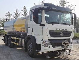 绿化喷洒车