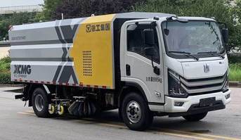 插电式混合动力洗扫车