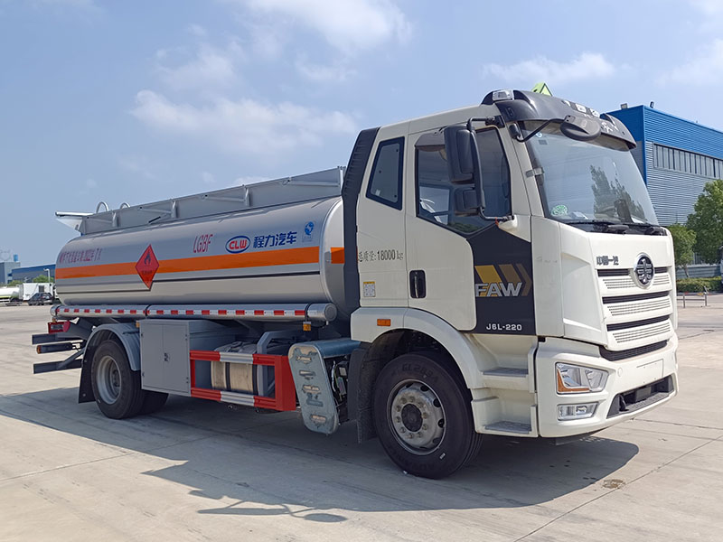 程力牌CL5180GJYC6加油车