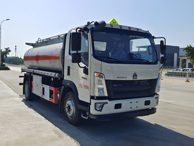 楚胜牌CSC5127GYYZ6A运油车