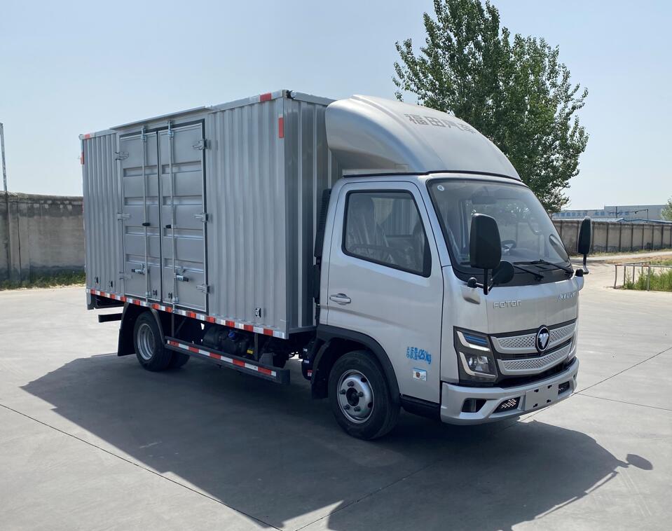 福田牌BJ5044XXY-4A厢式运输车