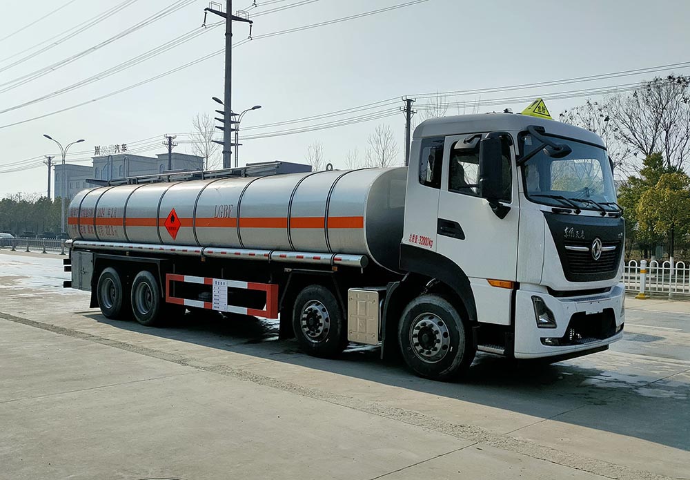 楚飞牌CLQ5320GRY6D易燃液体罐式运输车