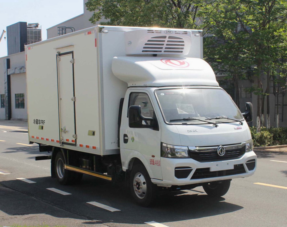 东风牌EQ5045XLC26DDAC冷藏车