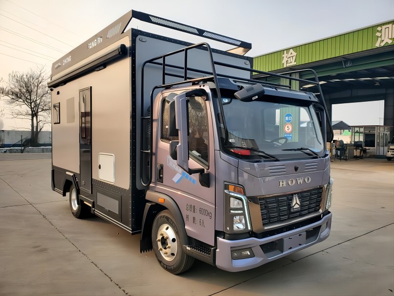 ZFL5060XLJ2 中房行牌旅居车图片