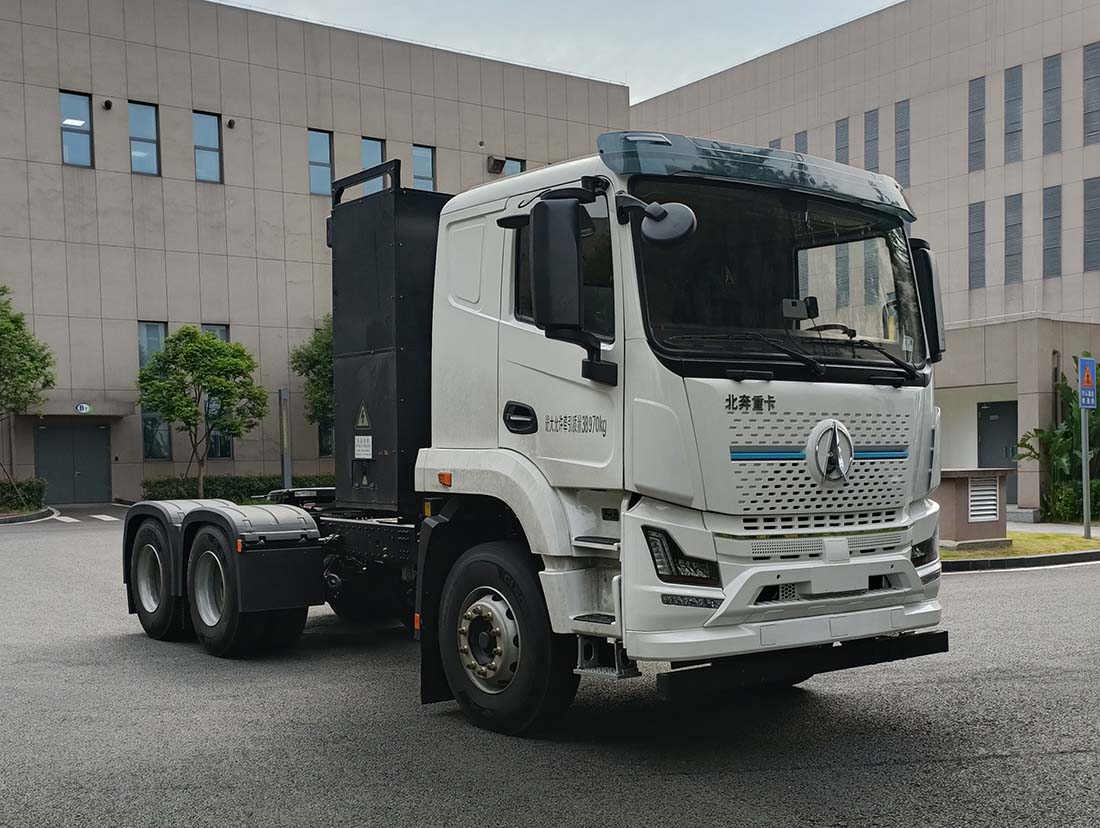 北奔牌 558马力 纯电动牵引汽车(ND4250BBXJ3Z02BEV)