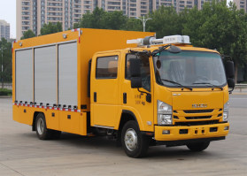 工程车