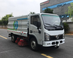 CDL5070TSLDFBEV纯电动扫路车图片