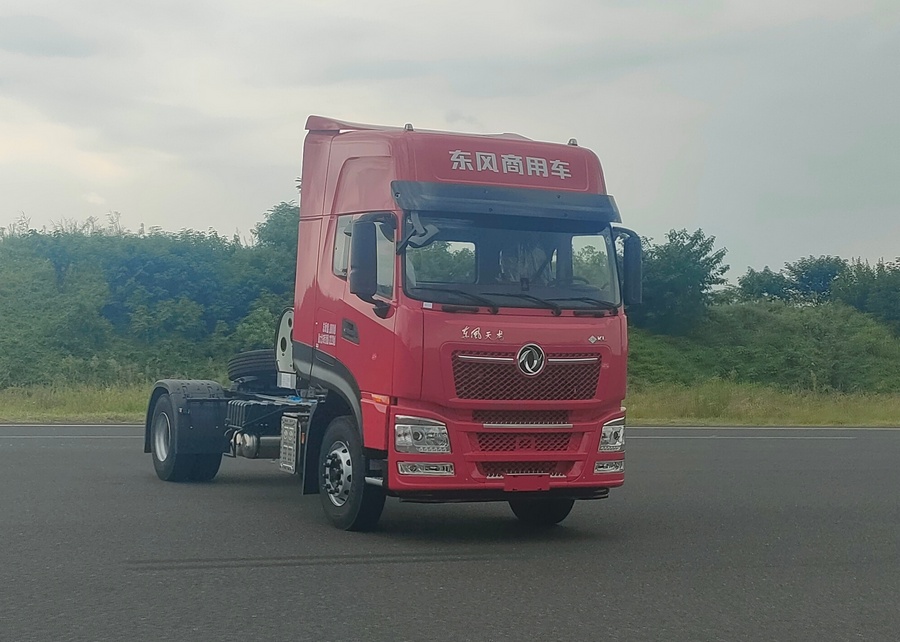 DFH4180D11 东风牌520马力单桥LNG国六半挂牵引车图片