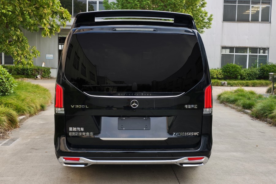 維努斯牌ZXC5035XSWC商務(wù)車公告圖片