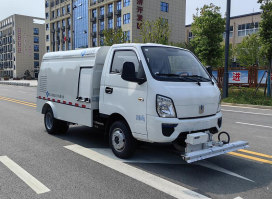 纯电动路面养护车