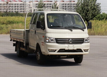 东风牌 122马力 载货汽车(EQ1040D6CDB)