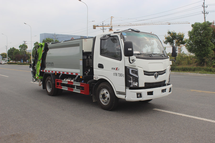 HLH5070ZYSFD6压缩式垃圾车