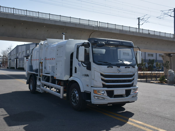 海德牌CHD5181TCASQBEV纯电动餐厨垃圾车