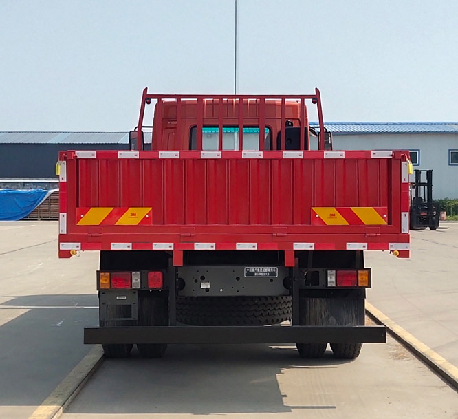 豪沃牌ZZ1184N5617F11载货汽车公告图片