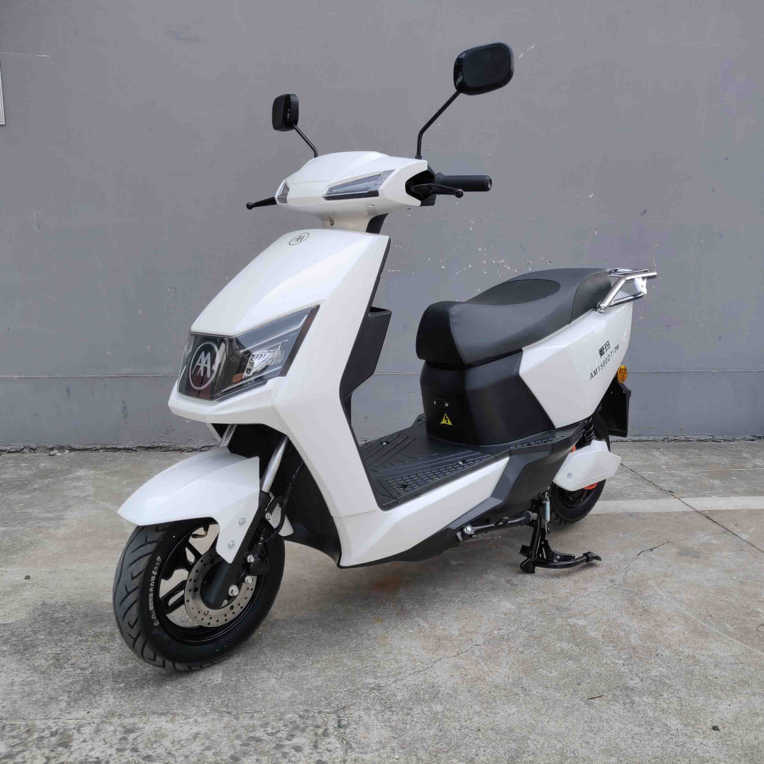 爱玛牌AM1500DT-3W电动两轮摩托车公告图片
