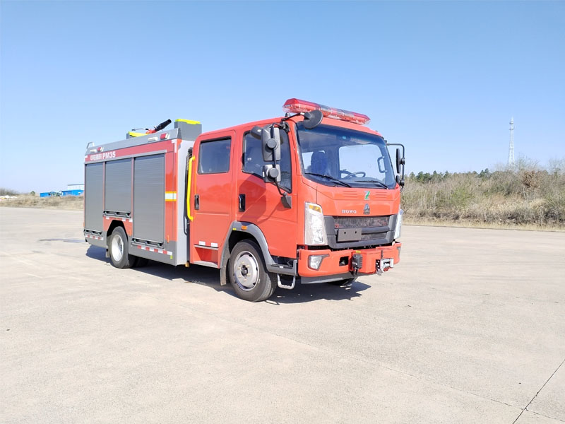 中联牌ZLF5110GXFPM35泡沫消防车公告图片