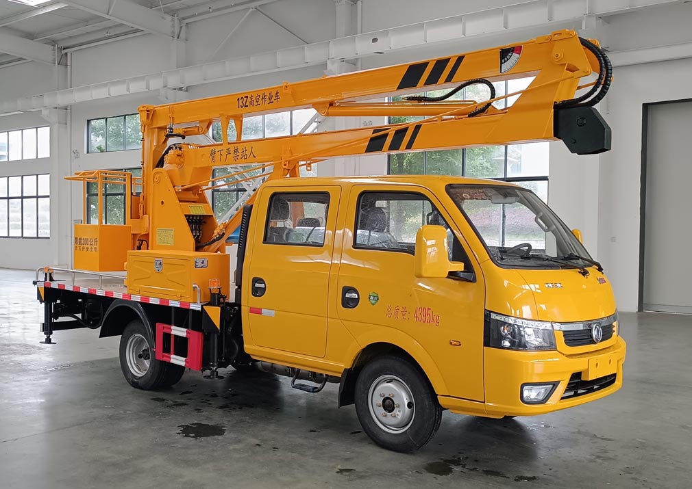 程力威牌CLW5040JGKCGK高空作業(yè)車公告圖片