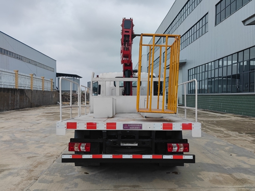 神百重工牌ABC5046XJXLZ6抽油機檢修車公告圖片