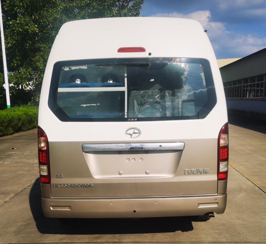 大馬牌HKL5042XYBD6運(yùn)兵車公告圖片