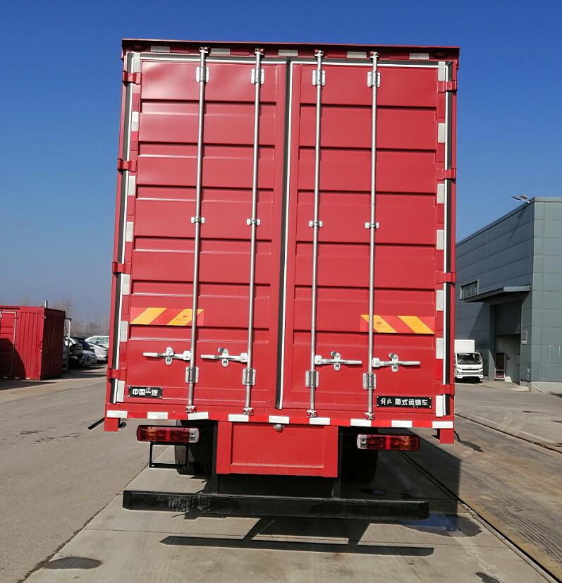 解放牌CA5182XXYP26K2L7E6A80廂式運(yùn)輸車公告圖片