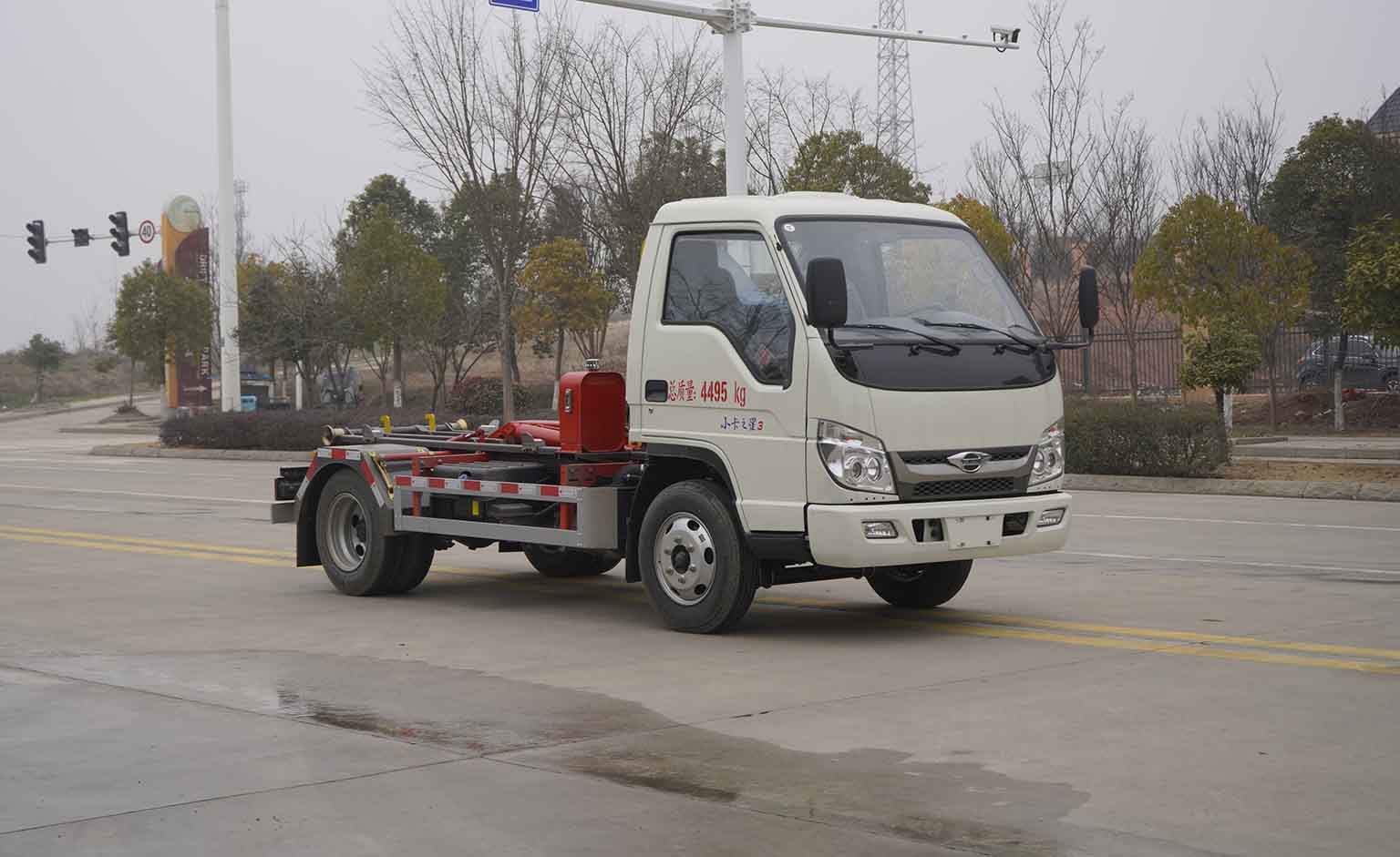 凯力风牌KLF5042ZXXB6车厢可卸式垃圾车公告图片