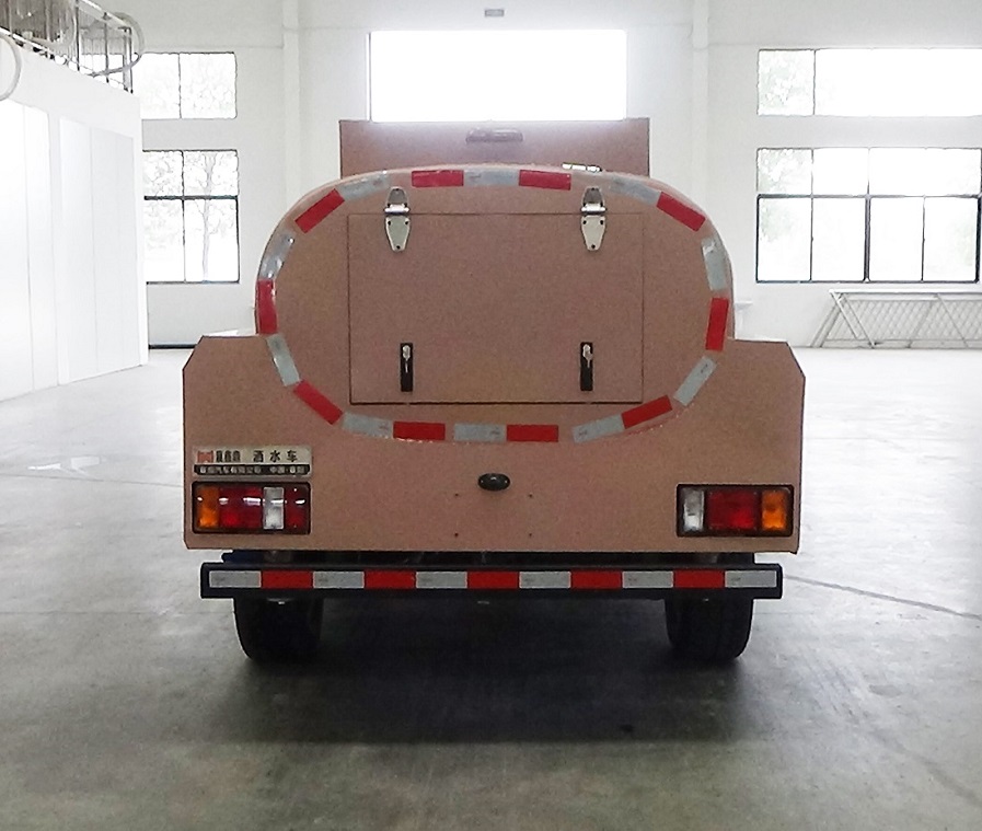 襄鑫鼎牌XDV5032GSSQ6灑水車公告圖片