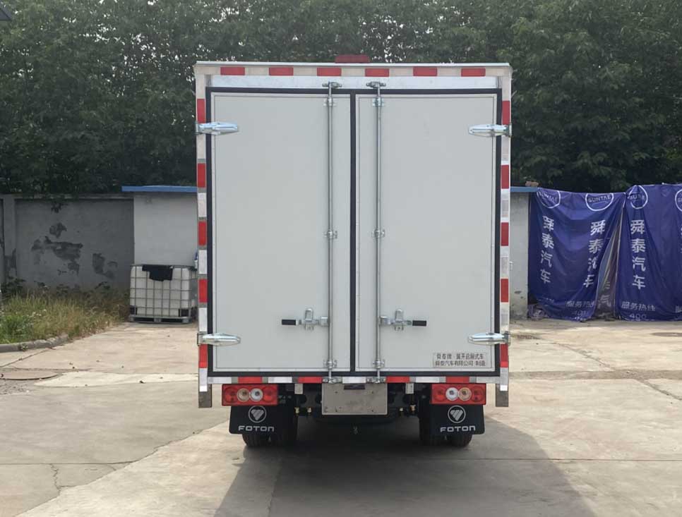 舜泰牌BTQ5030XYKAA1翼開啟廂式車公告圖片