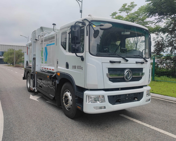 中植汽车牌CDL5180TCADFBEV纯电动餐厨垃圾车公告图片