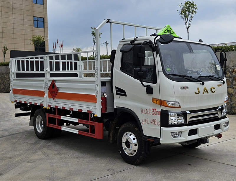 鼎宸騰興牌DCZ5045TQPHFC6氣瓶運輸車公告圖片