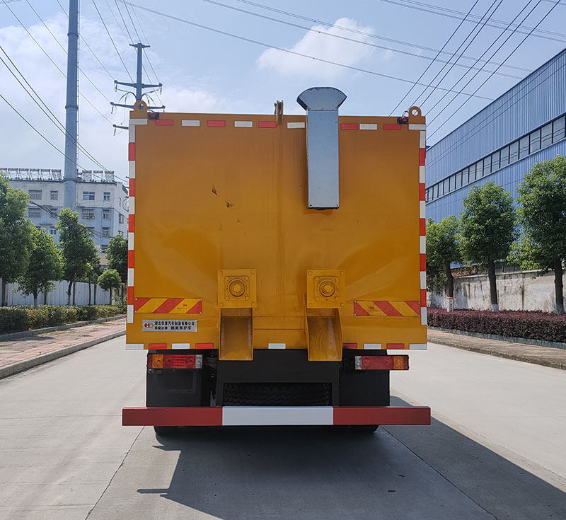 榮駿達牌HHX5180TYHSX6路面養(yǎng)護車公告圖片