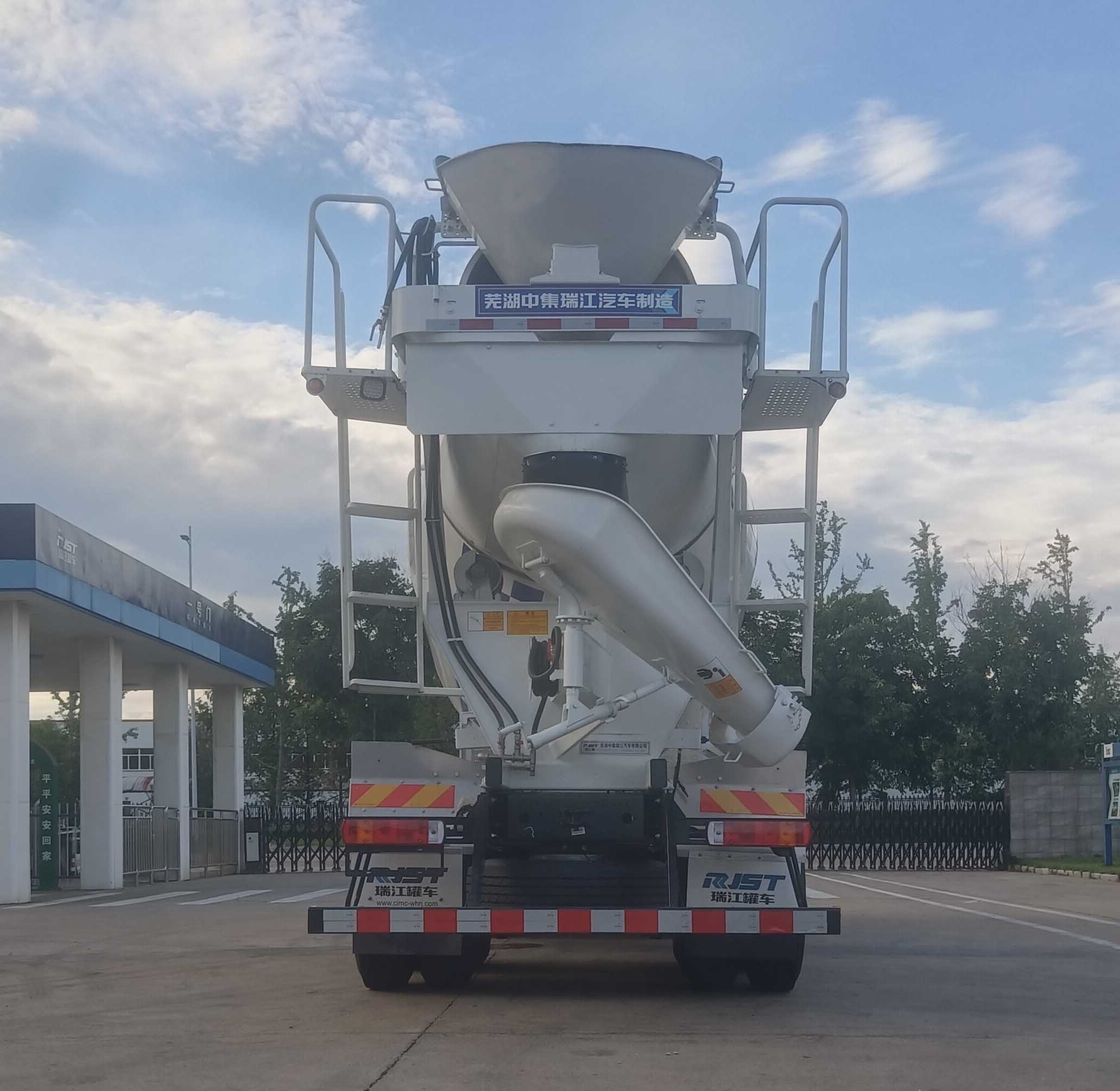 瑞江牌WL5316GJBCAAZBEV純電動混凝土攪拌運(yùn)輸車公告圖片