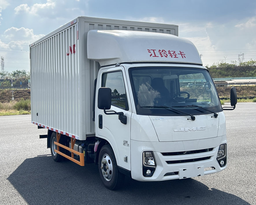 江鈴牌JX5041XXYTCM26廂式運輸車公告圖片