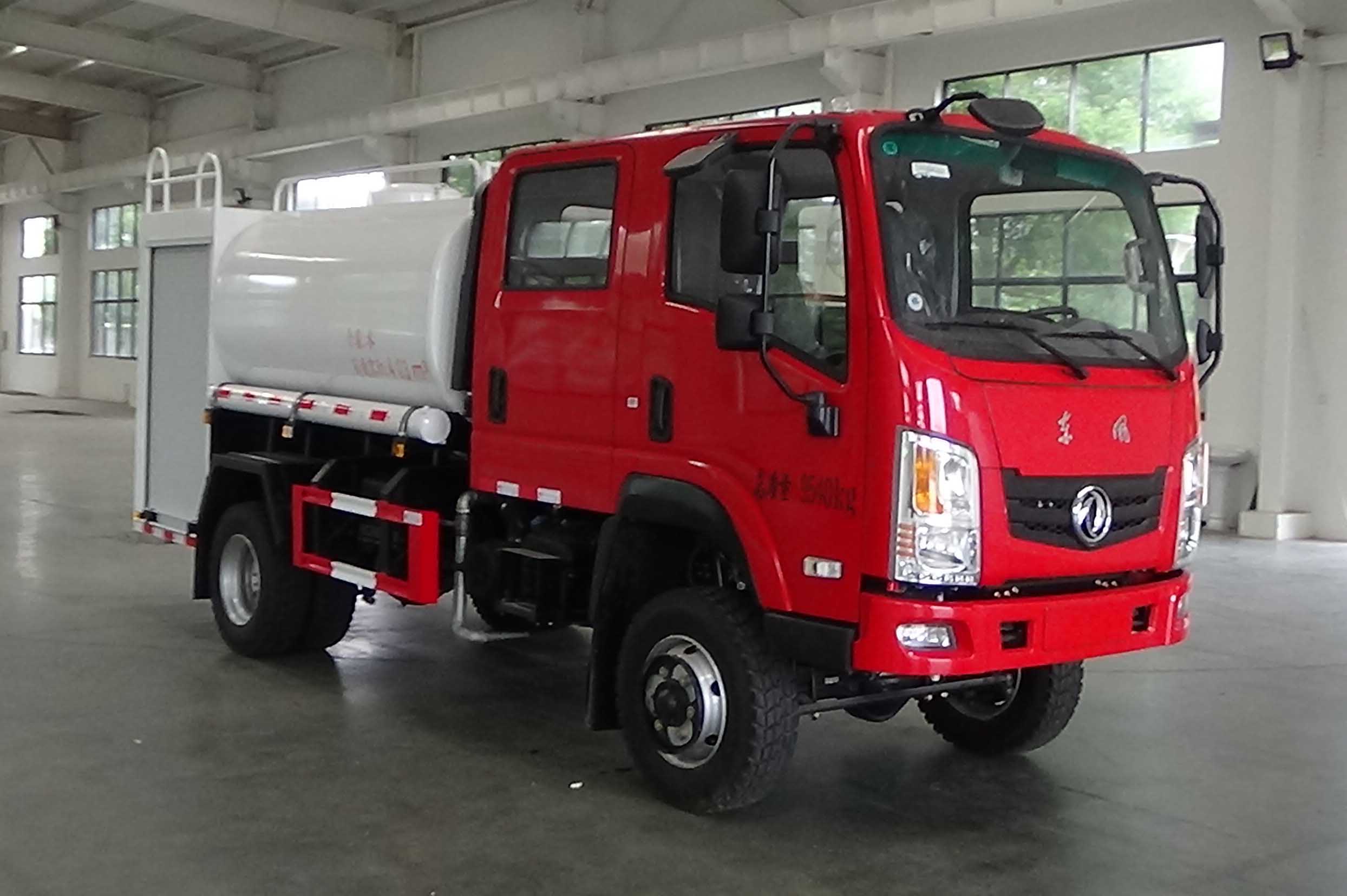 程力威牌CLW5100GSSAXF洒水车