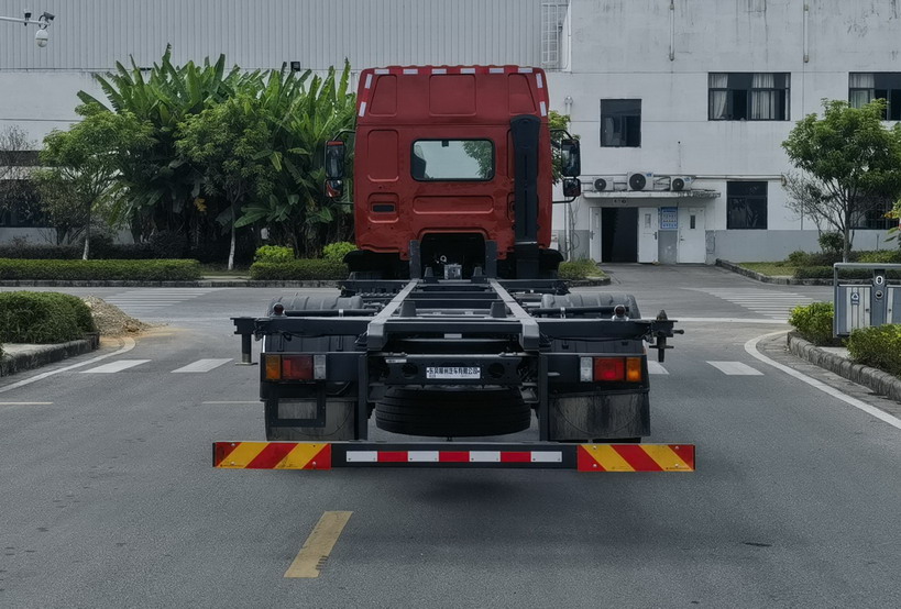 乘龙牌LZ5181ZKXH5AC1车厢可卸式汽车公告图片