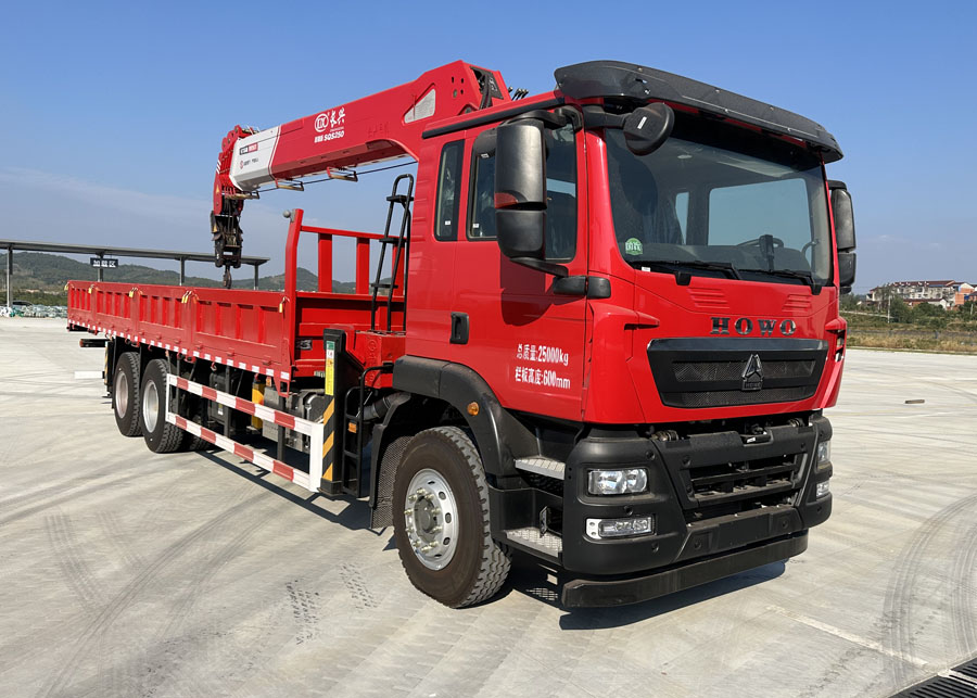 神百重工牌ABC5251JSQZZ6隨車(chē)起重運(yùn)輸車(chē)公告圖片