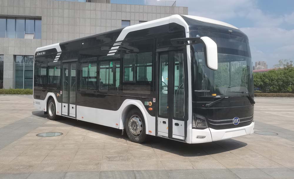 安凯牌10.5米19-34座纯电动低入口城市客车(HFF6101E9EV21)