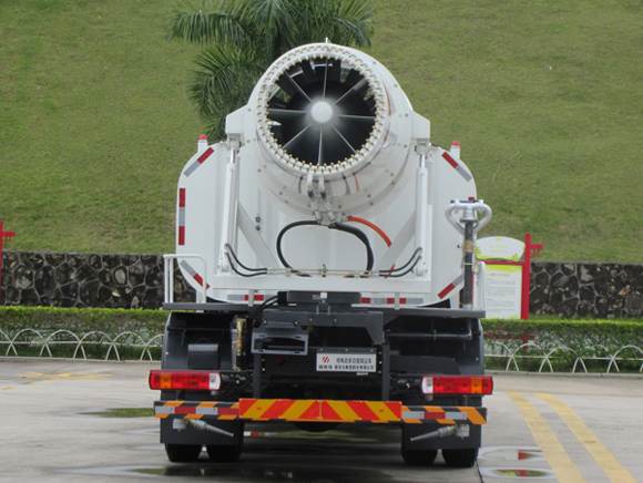 福龍馬牌FLM5180TDYFMBEV純電動(dòng)多功能抑塵車公告圖片