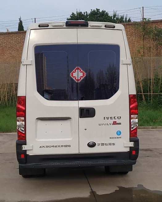 宇通牌ZK5042XJH26救護(hù)車公告圖片