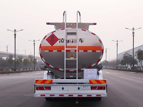 铝合金易燃液体罐式运输车图片