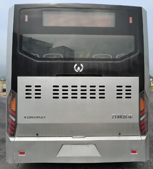 万向牌WXB6850GEV纯电动低入口城市客车公告图片