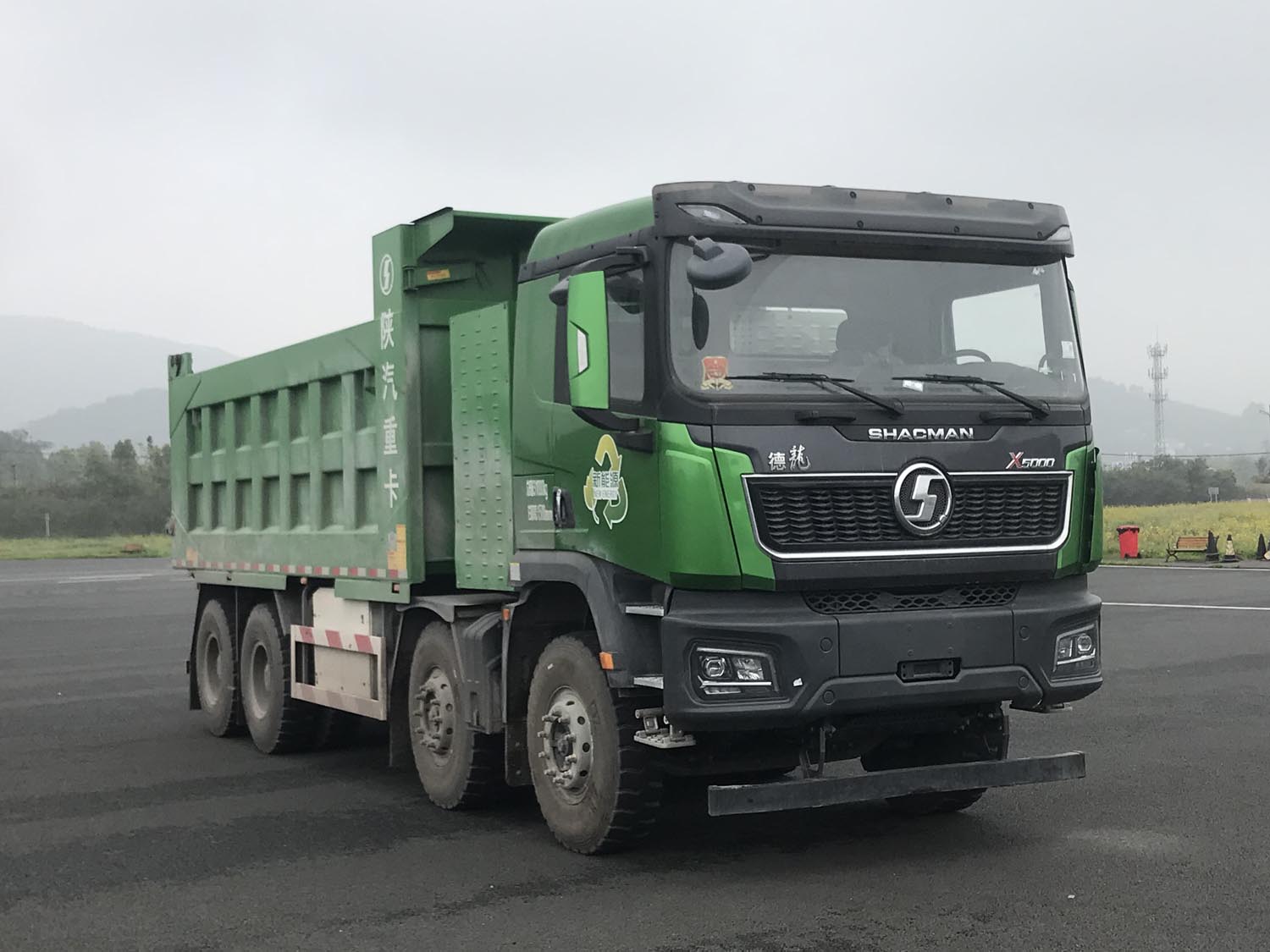 陕汽牌 585马力 纯电动自卸汽车(SX3317XF346BEV)