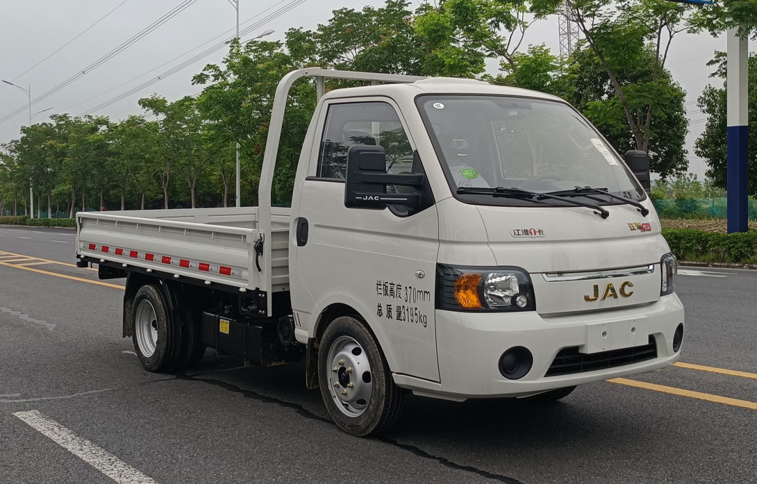 江淮牌 122马力 载货汽车(HFC1036PV3E8B3S-1)