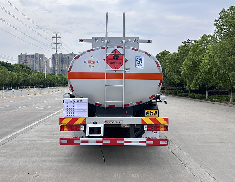 楚飛牌CLQ5180GJY6ZQ加油車公告圖片