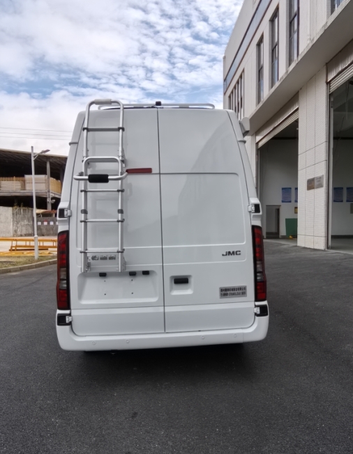 烈火腾锋牌GTF5040XLJC6JX旅居车公告图片